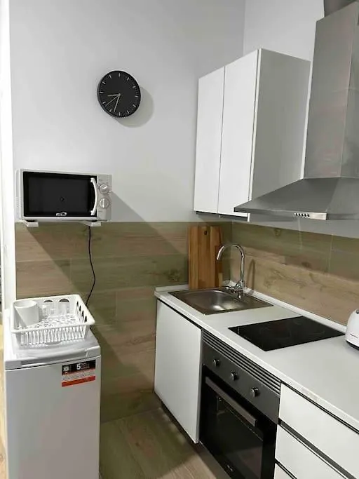 Estudio Avd. Velazquez Málaga 0*,